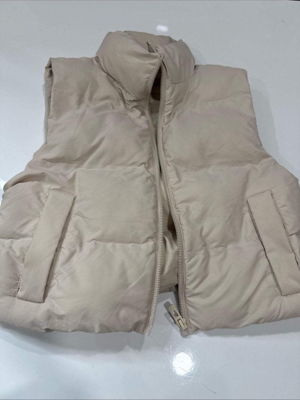 Zara Women's Size Small Cream Quilted Puffer Vest High Neck Full Zip A030626